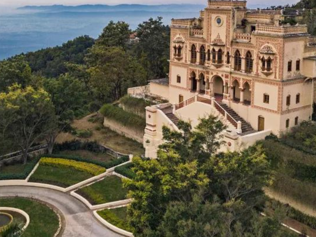 Wellness Retreats (India) Ananda in the Himalayas
