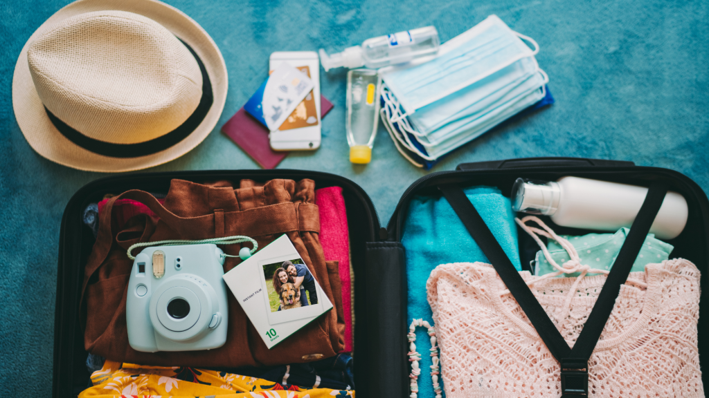 10 Ultimate Packing Essentials for Every Traveler: Your Comprehensive Guide